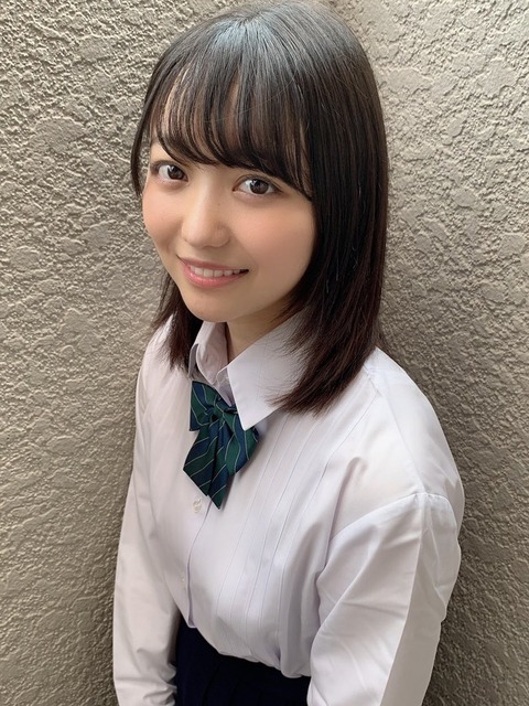 鈴木ゆうは水着グラビア