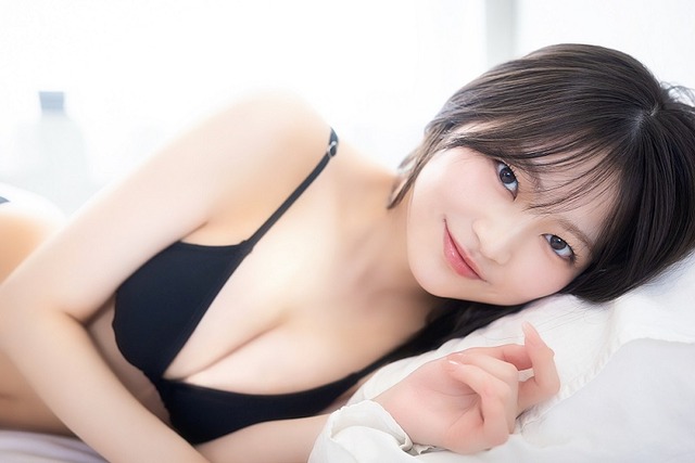 宇咲ヤングガンガン水着グラビア