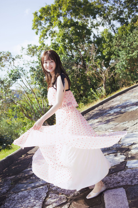 SKE48江籠裕奈1st水着写真集『わがままな可愛さ』