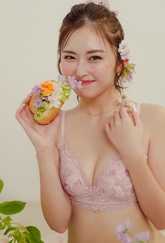 ゆうちゃみピーチジョン春の新ランジェリーコレクション (9)