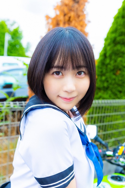 夜道雪1st写真集『ひめごと』水着&ランジェリー姿