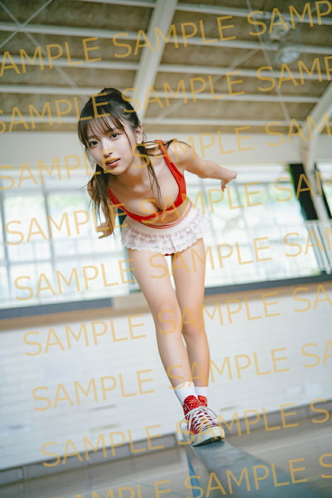 一ノ瀬瑠菜「グラビアザテレビジョン」水着グラビア