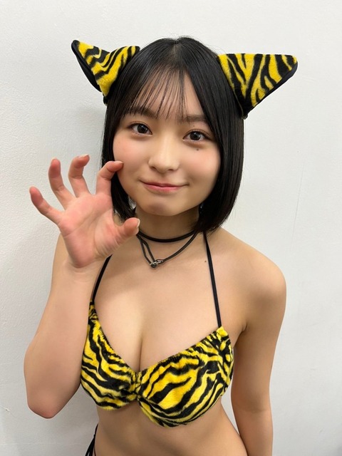 桐原美月ヤングガンガン水着グラビア