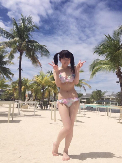 もえのあずき1st水着グラビアDVD「me・shi・a・ga・re」