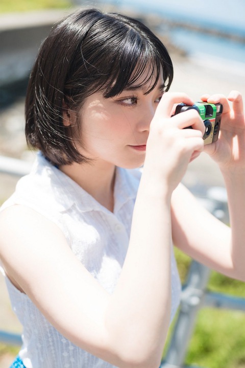 根本凪SPA!デジタル写真集「眼差しで伝わる色気」