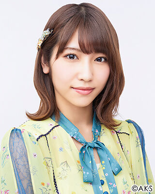 山下エミリー