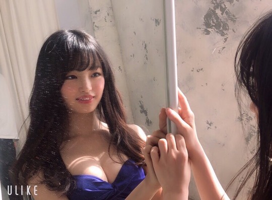 新澤菜央カップアサイズ水着姿