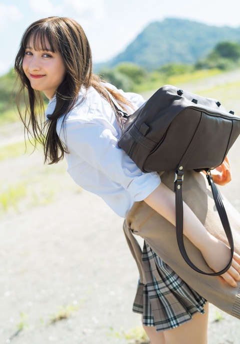 仙北谷ハンナ週刊ヤングジャンプ水着グラビア