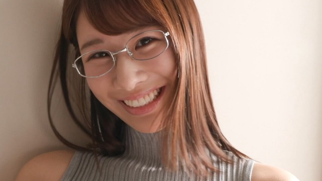 Fカップ谷碧イメージDVD「Aoi」 (1)