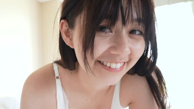 ハーフグラドル美澄衿依イメージDVD「澄みわたる」 (12)