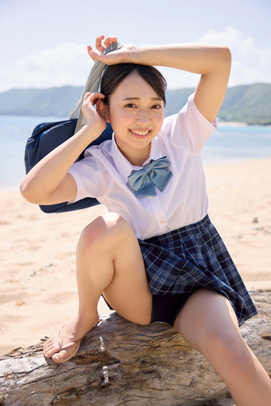 入間ゆいイメージDVD「もしも入間ゆいがカノジョだったら」