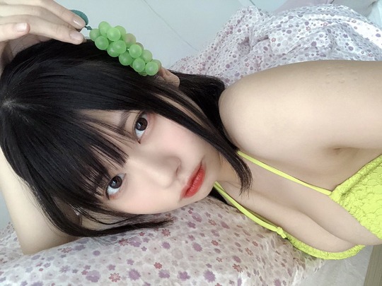 鹿目凛の茶髪「#ぺろりんのおうちグラビア」
