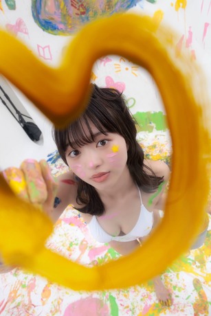 【画像】B90 W61 H88のバレーボール女子、水着グラビアがエッチすぎるwwwwwww蒔埜ひな、全身絵の具だらけのアートショットに挑戦!!! 【画像】B90 W61 H88のバレーボール女子、水着グラビアがエッチすぎるwwwwwww蒔埜ひな、全身絵の具だらけのアートショットに挑戦!!!