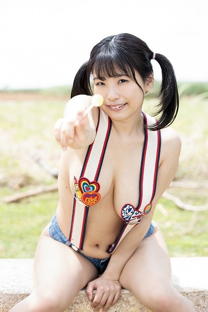 白壁爽子Iカップ水着グラビアDVD「さわにゃん」