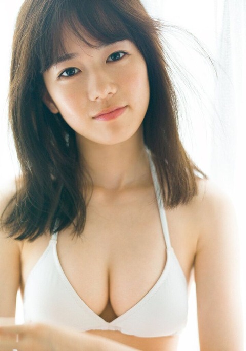 川口葵水着グラビア