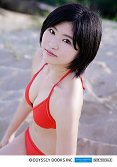 加賀楓1st写真集 『楓』