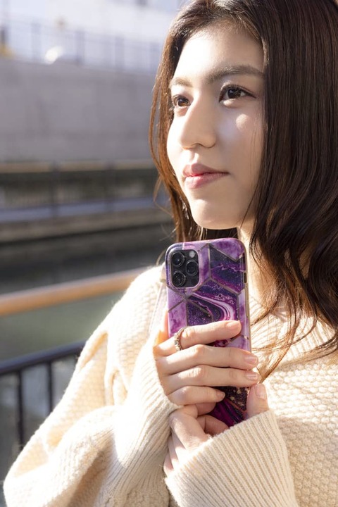 ぱんちゃん璃奈1st水着写真集