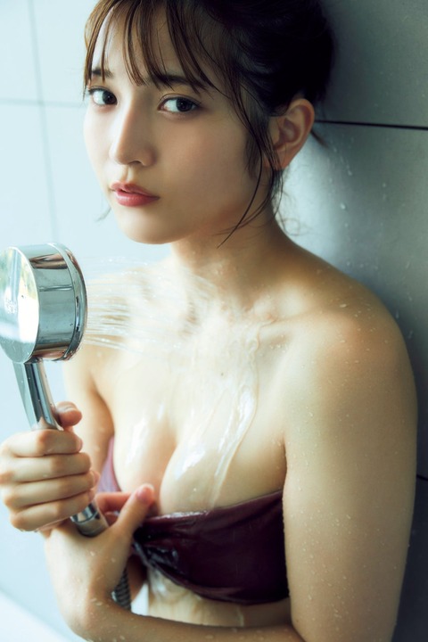黒嵜菜々子FLASHスペシャル水着グラビア