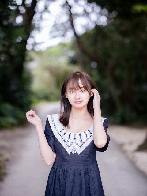 日向坂46影山優佳1st写真集先行カット