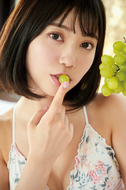 白瀬乃愛1st水着グラビアDVD「AQUA」