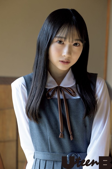 日向坂46藤嶌果歩グラビア