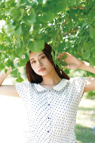神山みれい1st水着グラビアDVD「きらめき」