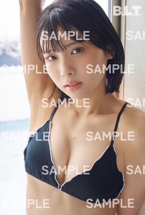 NMB48芳賀礼BLT水着グラビア