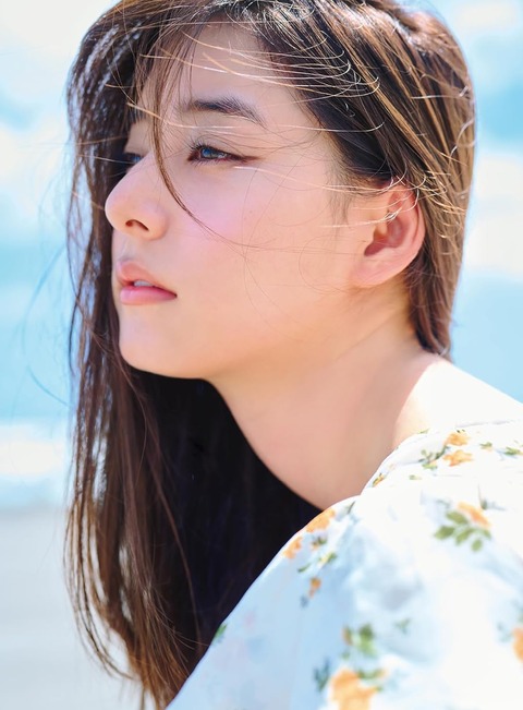 【画像】新木優子さん、セクシー写 …