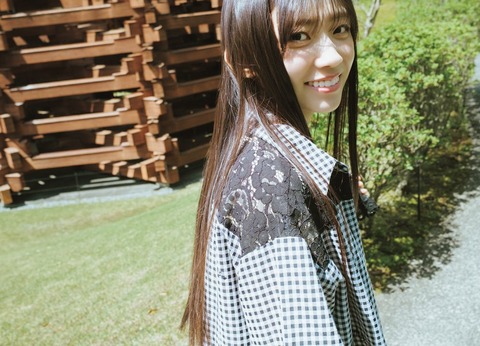 櫻坂46佐藤愛桜「週刊少年マガジン」グラビア