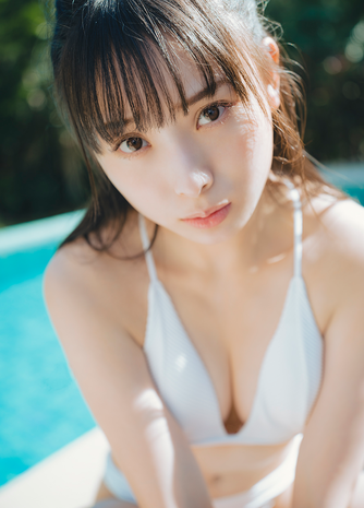 NMB48梅山恋和1st水着写真集「恋する人」