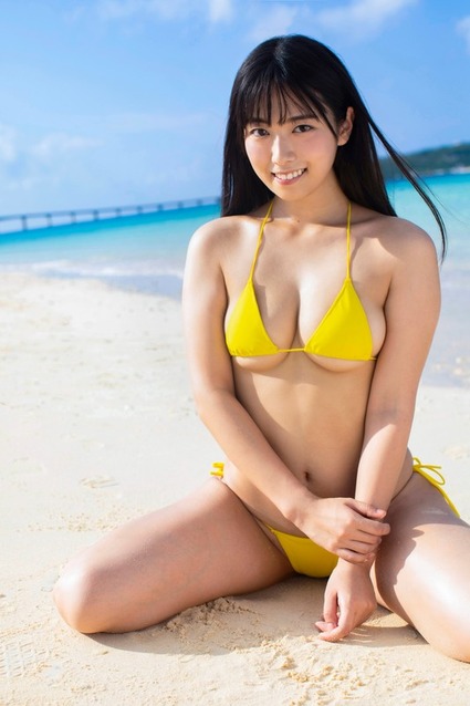 東雲うみ1st水着グラビアDVD「しののめちゃん」
