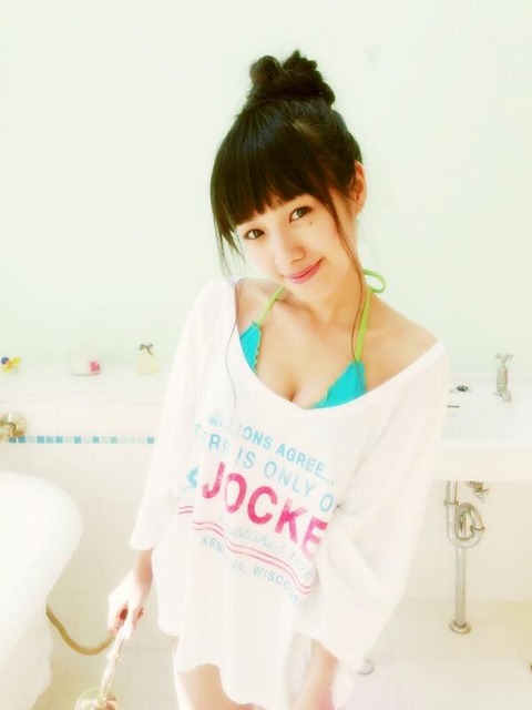 前田希美水着写真集『Non non,NON!』