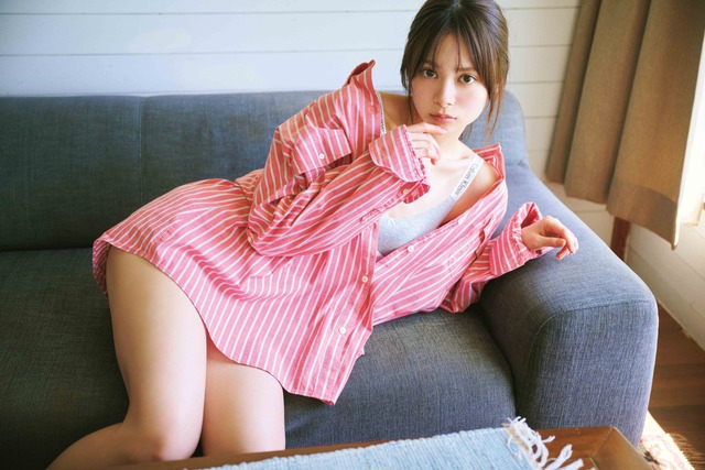 AKB48伊藤百花1stフォトブック「百花ずかん」