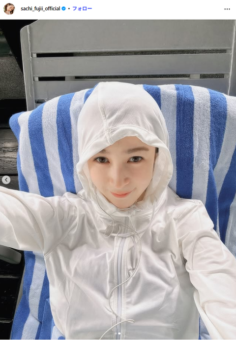 藤井サチ水着姿