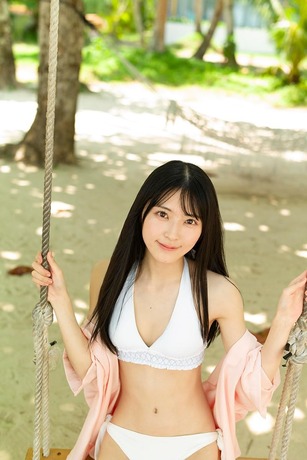 【画像】初ビキニ!!AKB48のセンター・佐藤綺星、1st写真集で初水着を解禁wwwwww次世代エースが美ウエストを開放!!! 【画像】初ビキニ!!AKB48のセンター・佐藤綺星、1st写真集で初水着を解禁wwwwww次世代エースが美ウエストを開放!!!