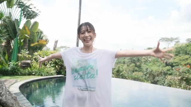 元AKB48佐々木優佳里イメージDVD「君と、ゆかり」 (9)