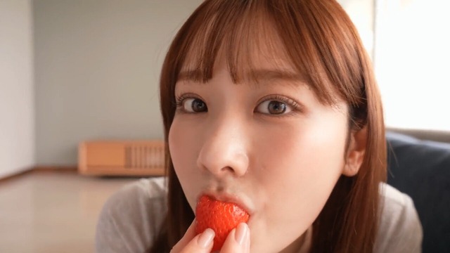 Cカップ末永みゆイメージDVD「あの日のつづき…」 (8)