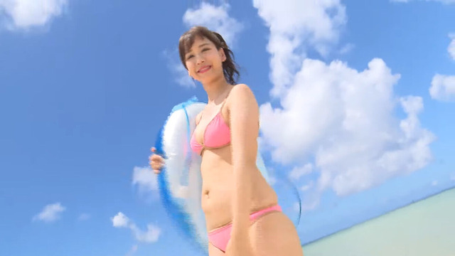 大家志津香Dカップ1st水着グラビアDVD『ぼくの、MERMAID。独占中!』