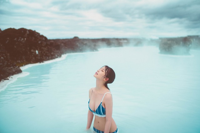 長濱ねる2nd水着写真集