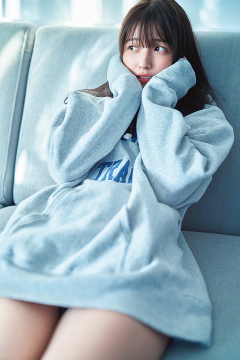 乃木坂46五百城茉央1st写真集「未来の作り方」