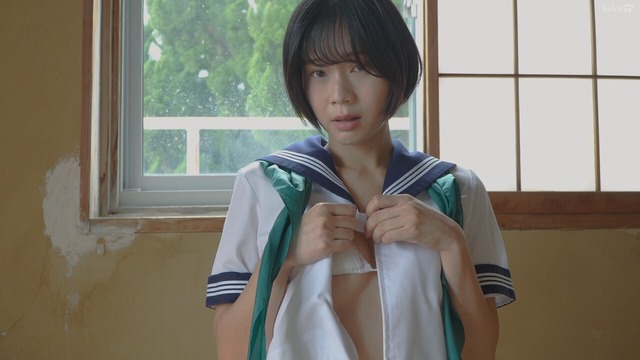 Fカップ優希つづはイメージDVD「優しい朝」 (10)