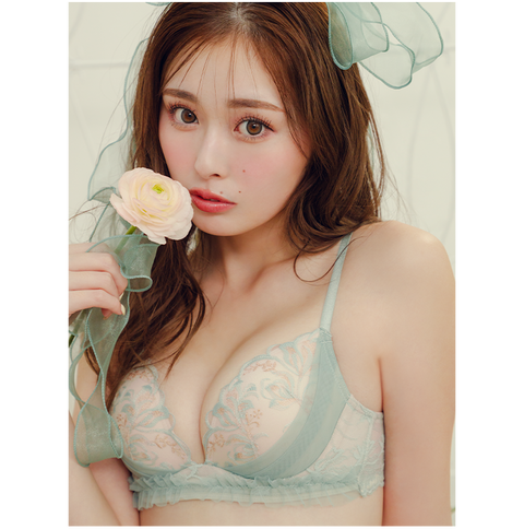 ゆうちゃみピーチジョン春の新ランジェリーコレクション (1)