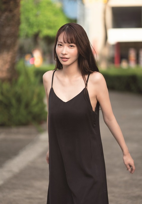 大野真依クラファン水着写真集グラビア