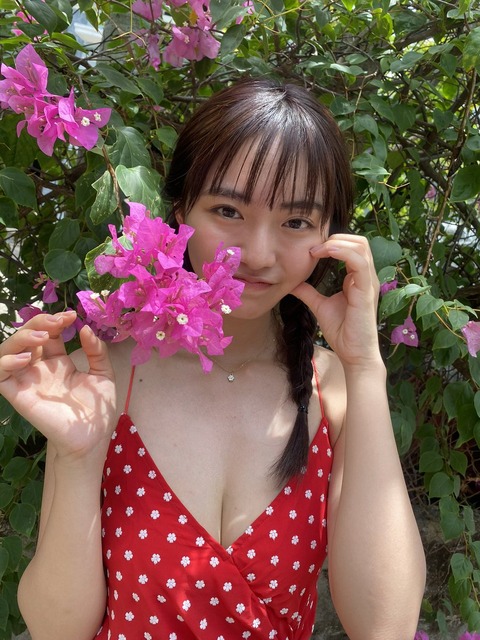 豊田ルナ写真集『Good to see Moon』