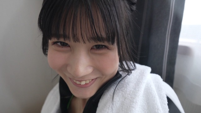 Fカップ黒川結ファーストイメージDVD「初結」 (29)