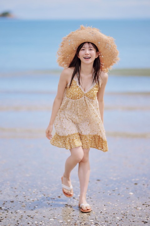 青山なぎさ1st写真集3