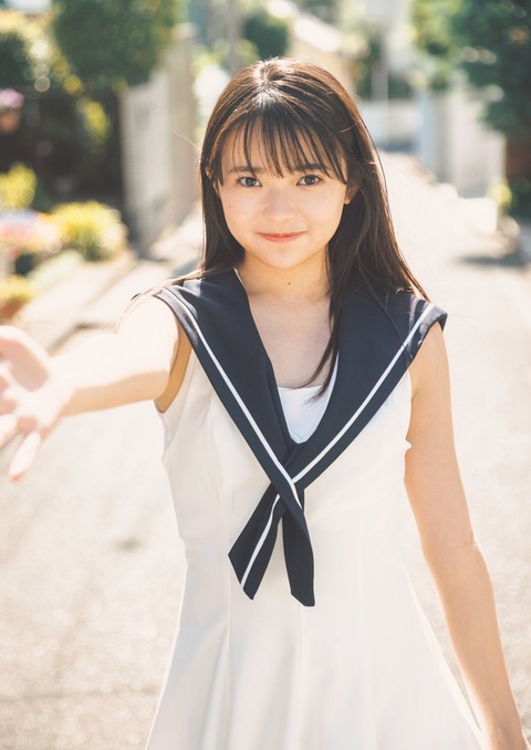 小森香乃 週刊プレイボーイ 水着グラビア