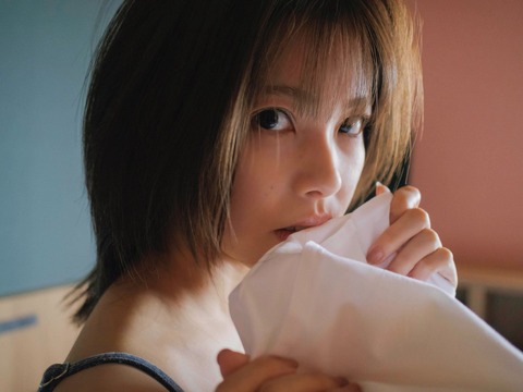 【画像】HKT48のスタイル抜群美女、ランジェリー＆水着姿を解禁wwwwww地頭江音々、卒業記念に2nd写真集の発売決定！！！