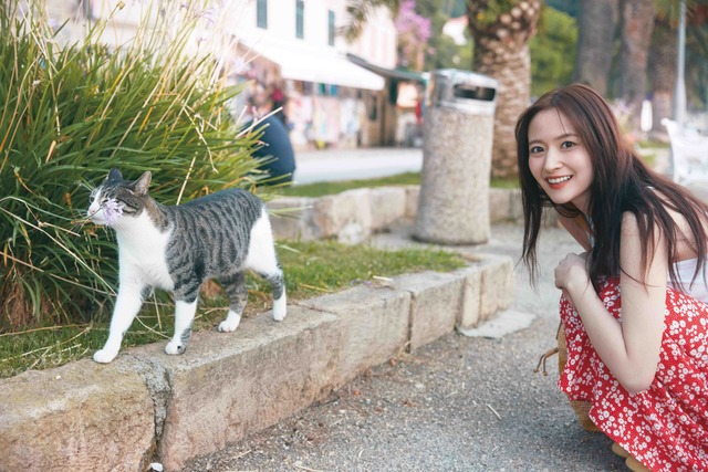 乃木坂46金川紗耶1st写真集の先行カット