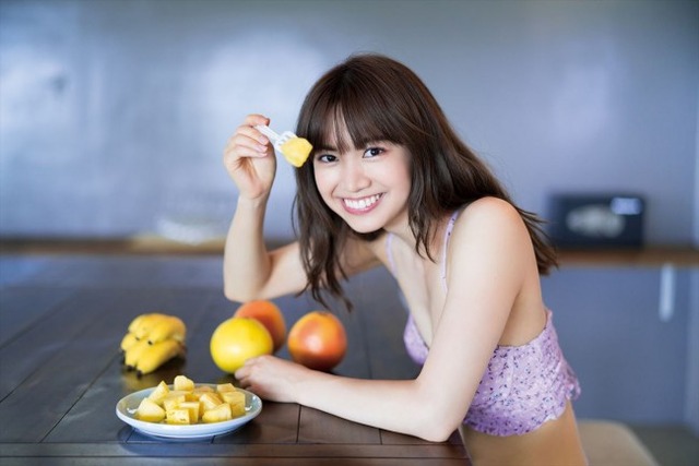 源藤アンリ1st水着グラビアDVD「ANRI」
